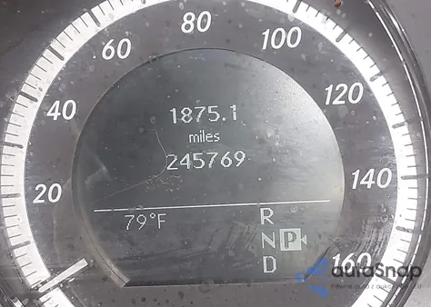 2010 Mercedes-Benz E 350 4Matic из США, поврежденный, VIN WDDHF8HB9AA084052